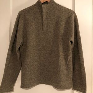 GAP Sweaters - Men’s GAP Lambs Wool 1/2 Zip Sweater GAP Sweaters - Men’s GAP Lambs Wool 1/2 Zip Sweater